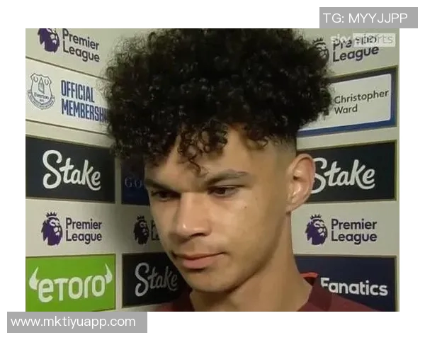 奥赖利回忆童年选择曼城因训练质量优于曼联